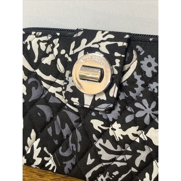 Vera Bradley | Turnlock Wallet Paisley Noir NWT - Picture 2 of 8
